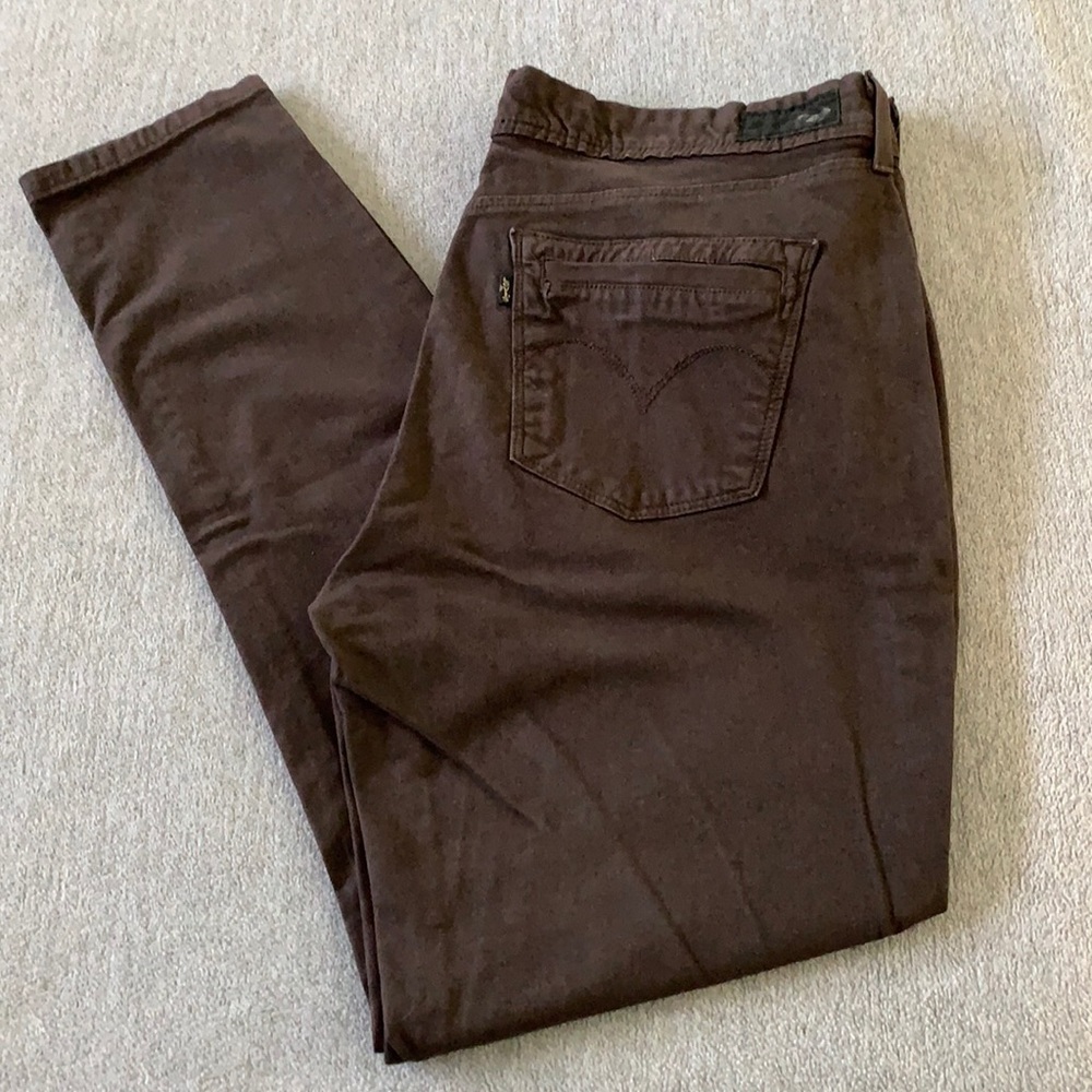 Women’s Levi’s skinny Jeans Legging size 32
